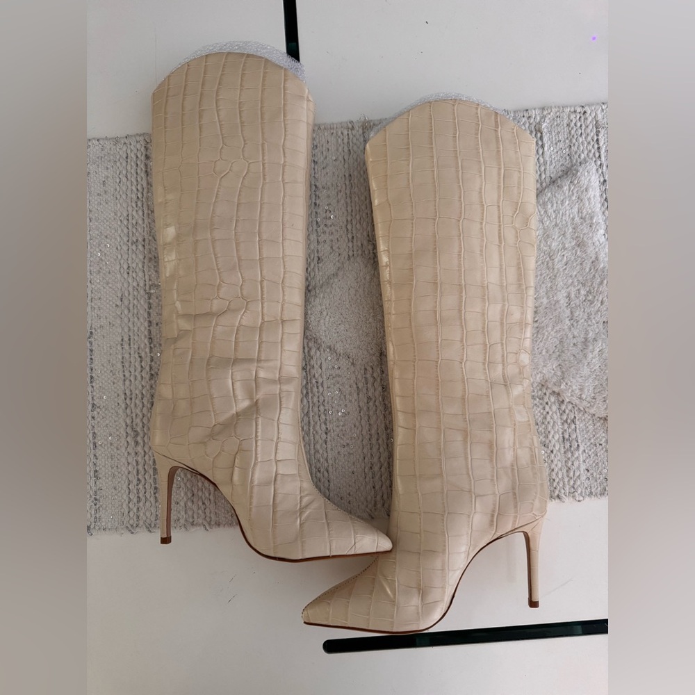 SCHUTZ Cream Croc-Embossed Heeled Boots